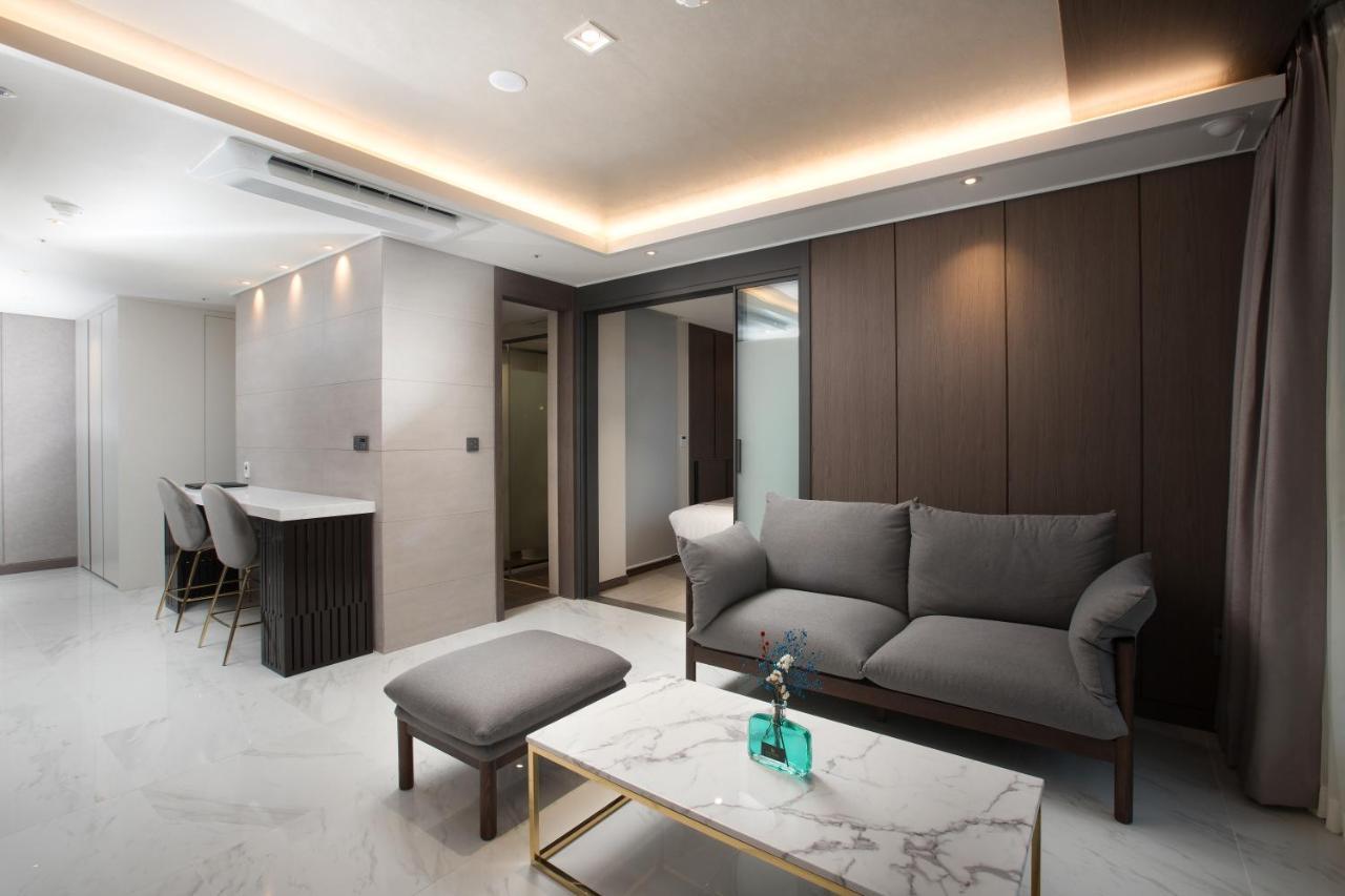 Utop Boutique Hotel&Residence Gwangju Metropolitan City Exterior photo