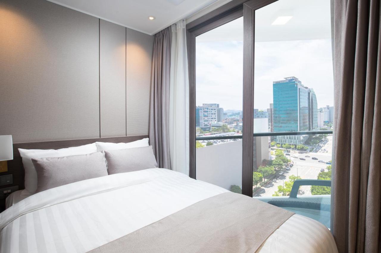 Utop Boutique Hotel&Residence Gwangju Metropolitan City Exterior photo