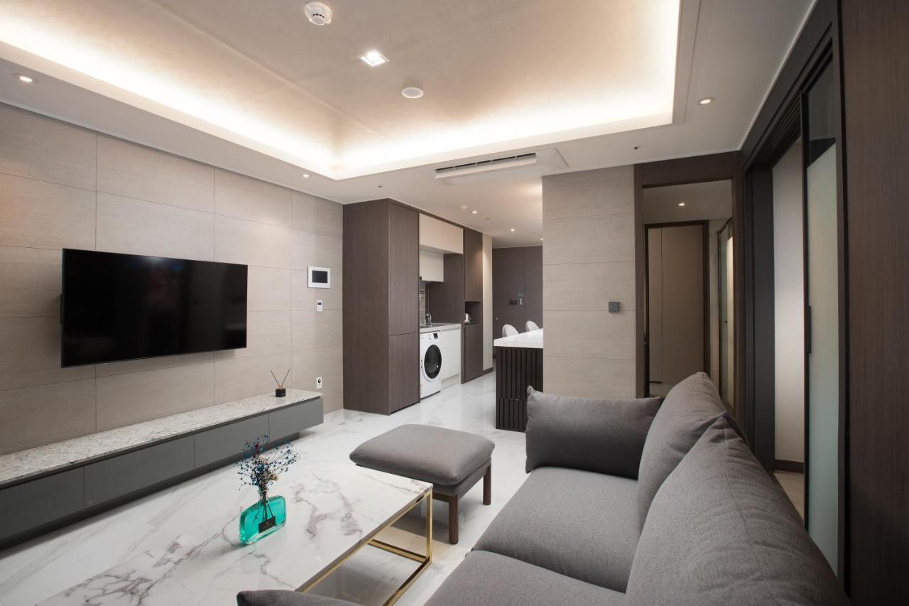 Utop Boutique Hotel&Residence Gwangju Metropolitan City Exterior photo